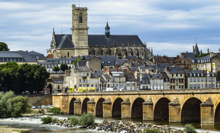 Ma province résiste… dans les livres