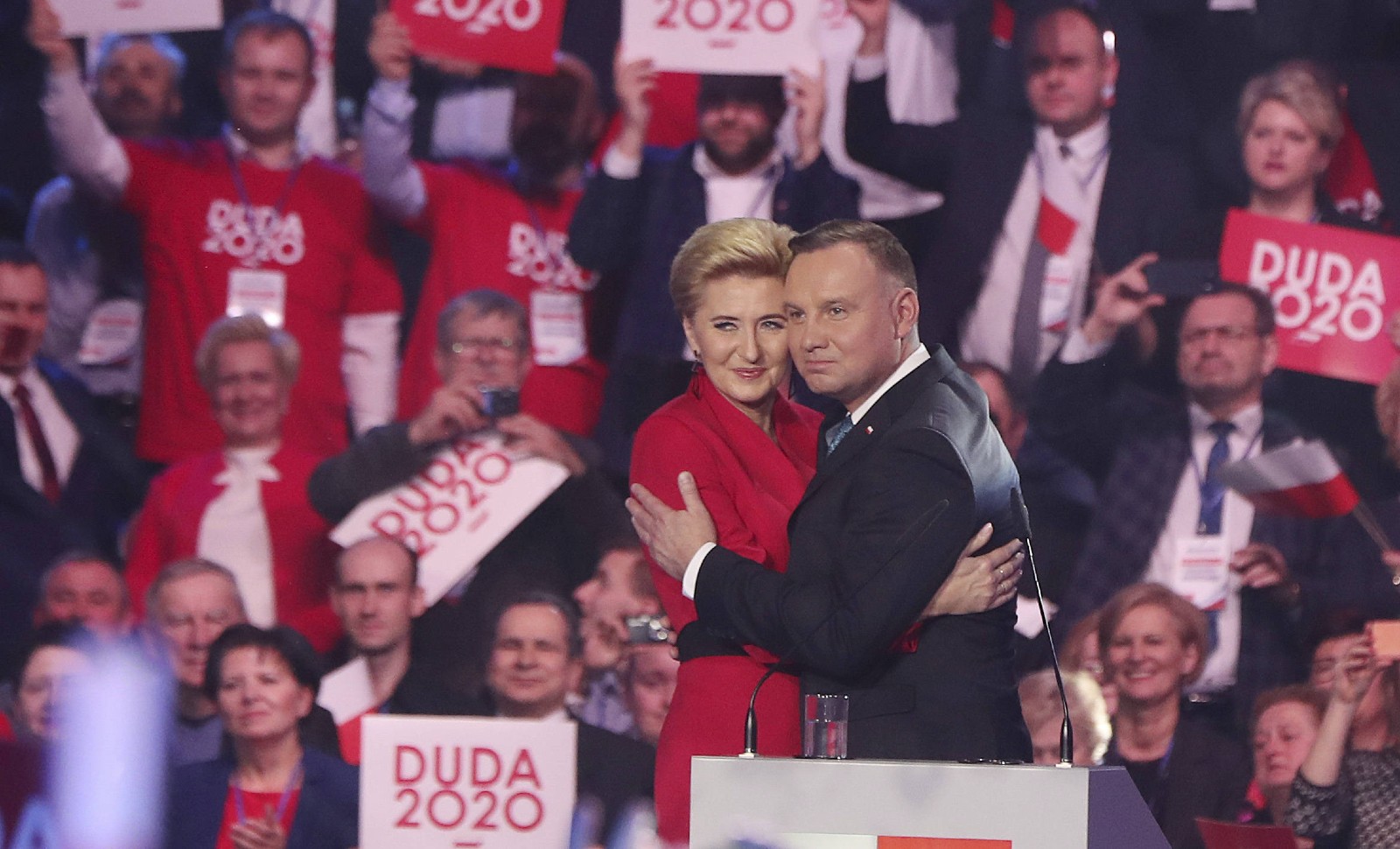Pologne: Duda réélu dans un fauteuil?