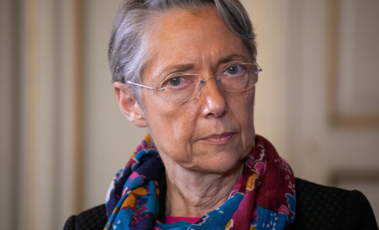 Fermeture de 14 réacteurs: un gâchis financier, humain et climatique