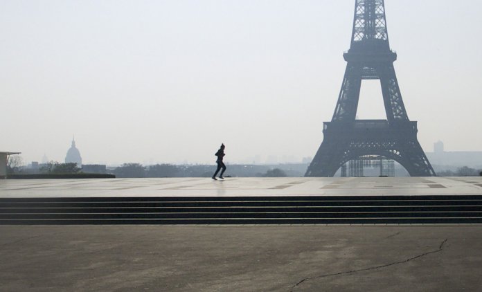 distance-sociale-covid-19-paris