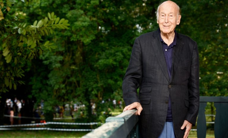 Giscard à la barre