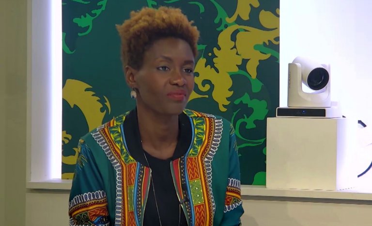 Rokhaya Diallo: “Je pense qu’il y a un racisme d’Etat en France. Mais je ne sais pas si ma mère dirait la même chose”