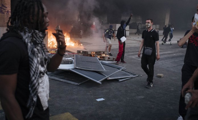 manifestation-adama-traore-paris-2-juin