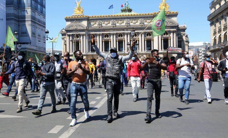 Manifestation des sans-papiers: veut-on nier le peuple?