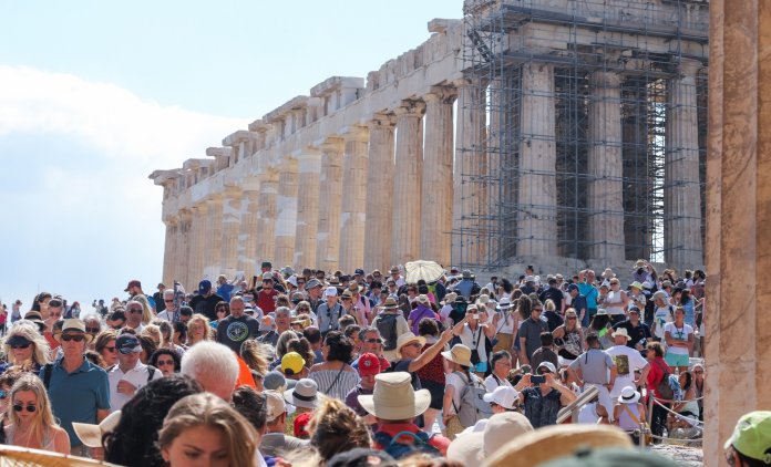 tourisme-de-masse-athenes-social (1)
