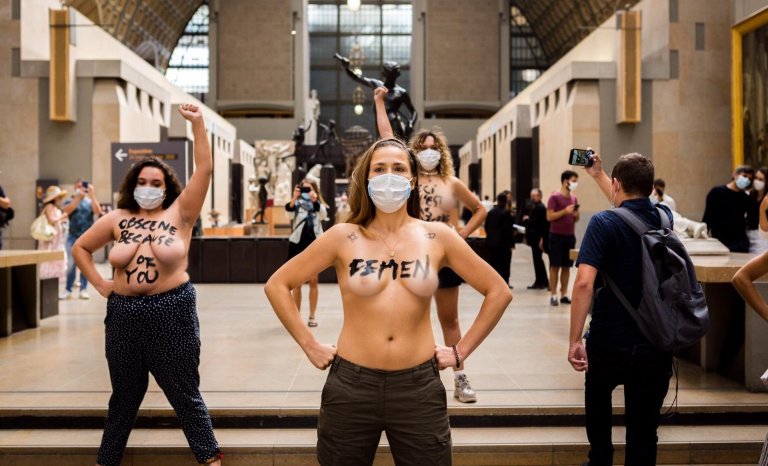 La manifestation désolante des Femen à Orsay
