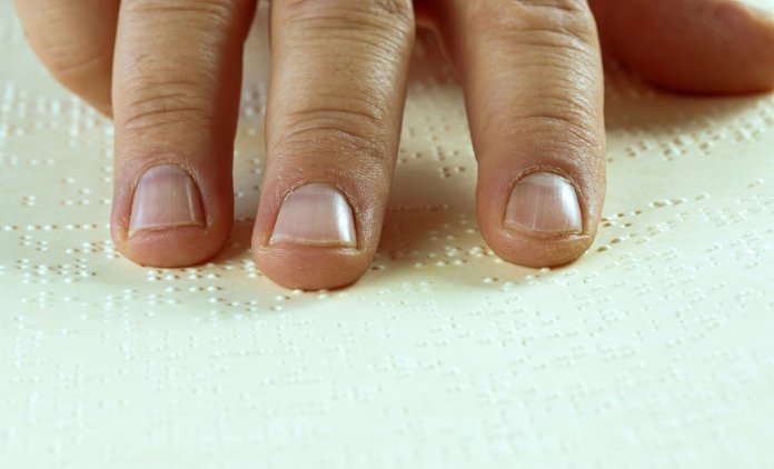 braille-ecriture-inclusive-lyon-gregory-doucet