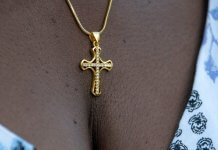 Suède: la croix de la discorde