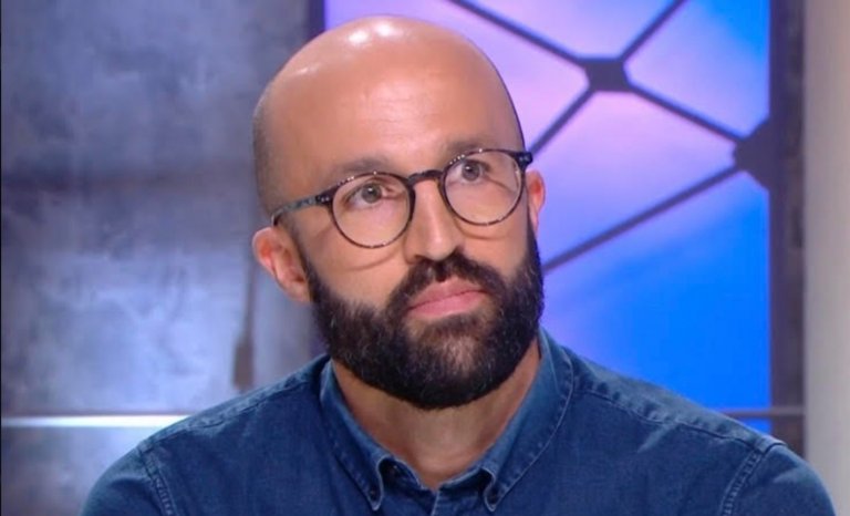 Une considération actuelle : David Doucet, La Haine en ligne