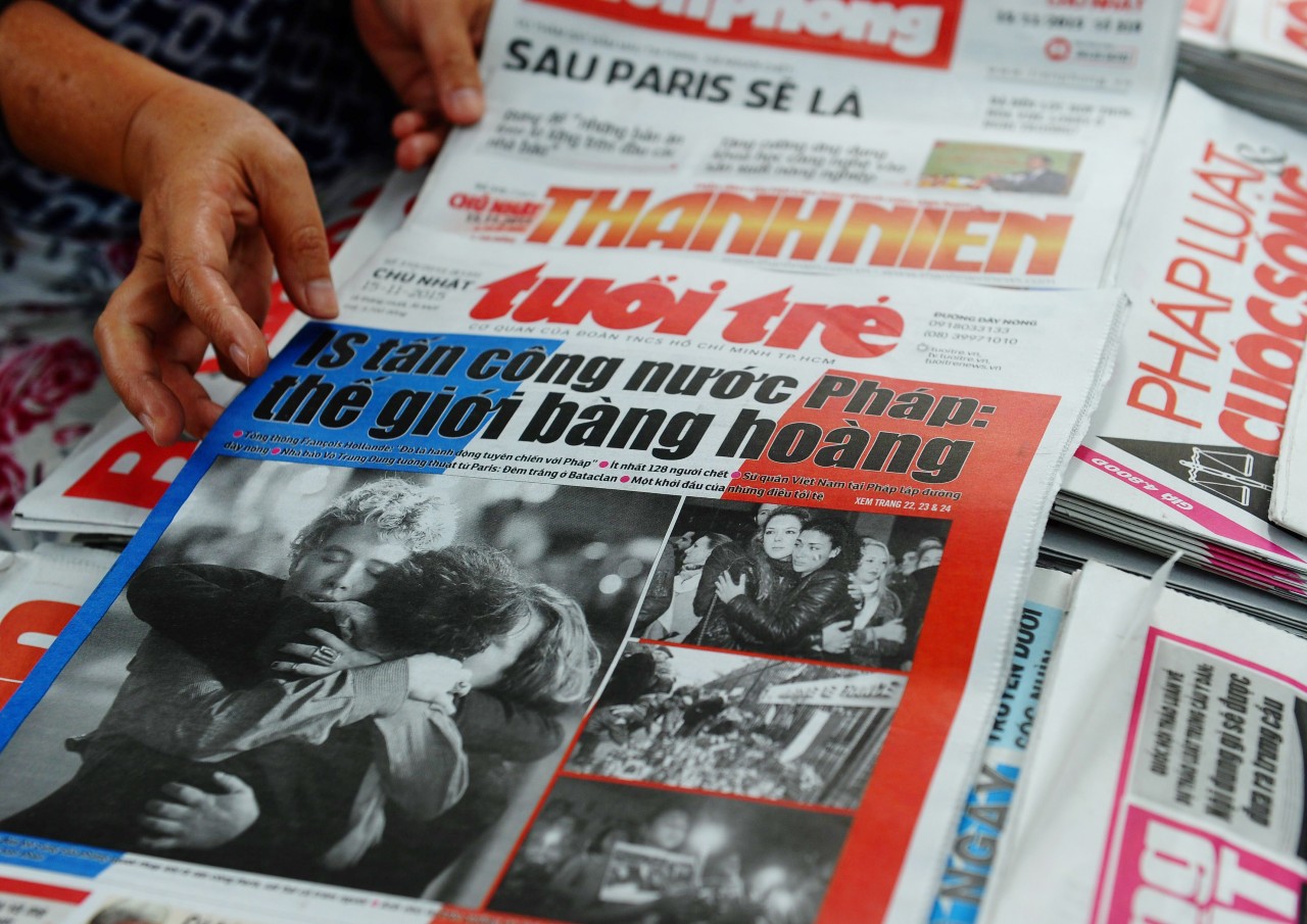 Marchands de journaux à Hanoï, Vietnam, 15 novembre 2015. © HOANG DINH NAM/AFP