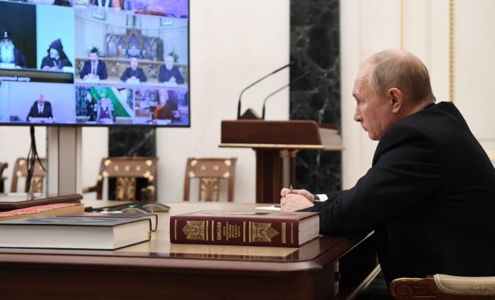 poutine-blaspheme-journee-unite-nationale