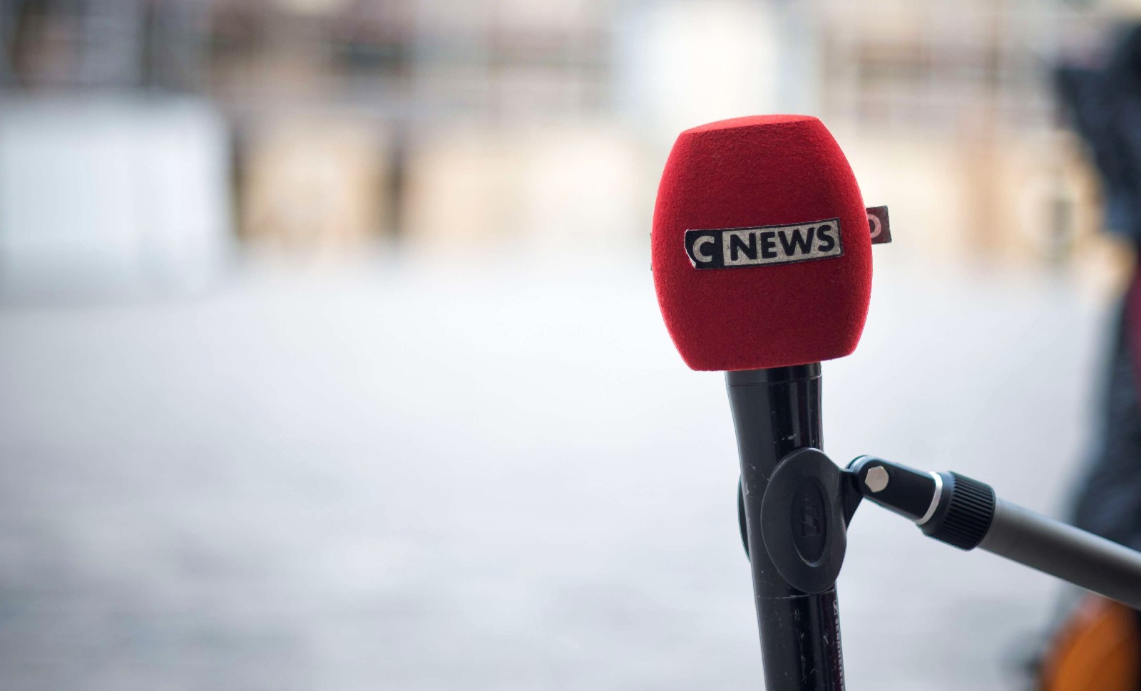 « Le Monde » s’inquiète: CNews s’est transformée en « machine infernale »