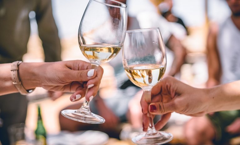 Œnologouine: le monde du vin libéré des hommes