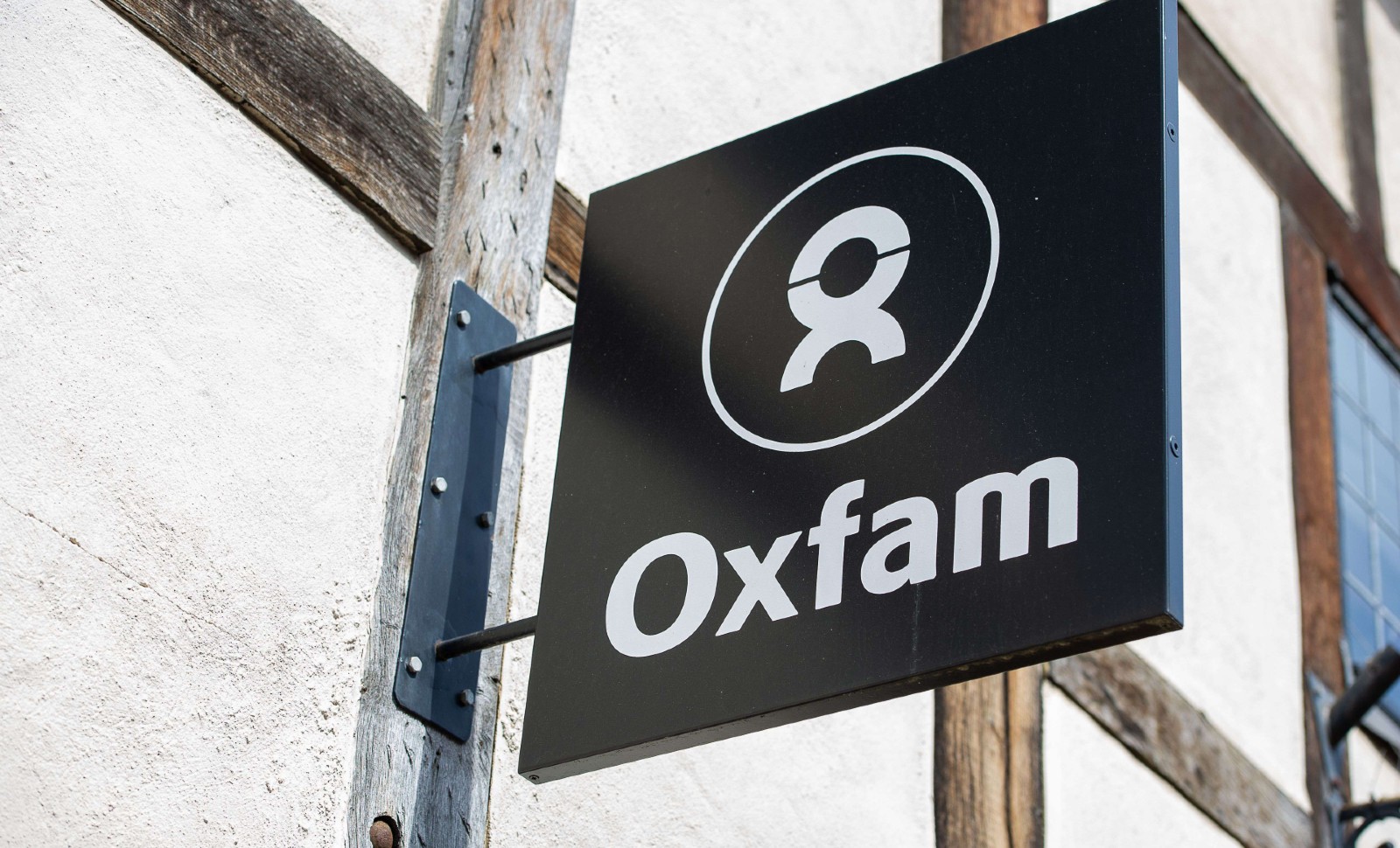 Oxfam, hypocrites sans frontières?