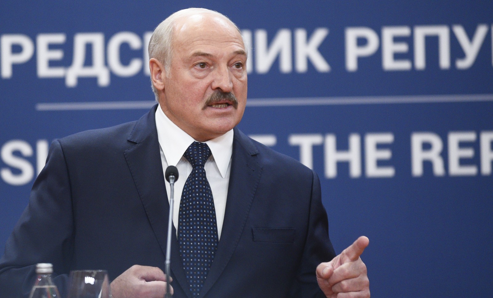 Biélorussie: Loukachenko fait d’une pierre deux coups