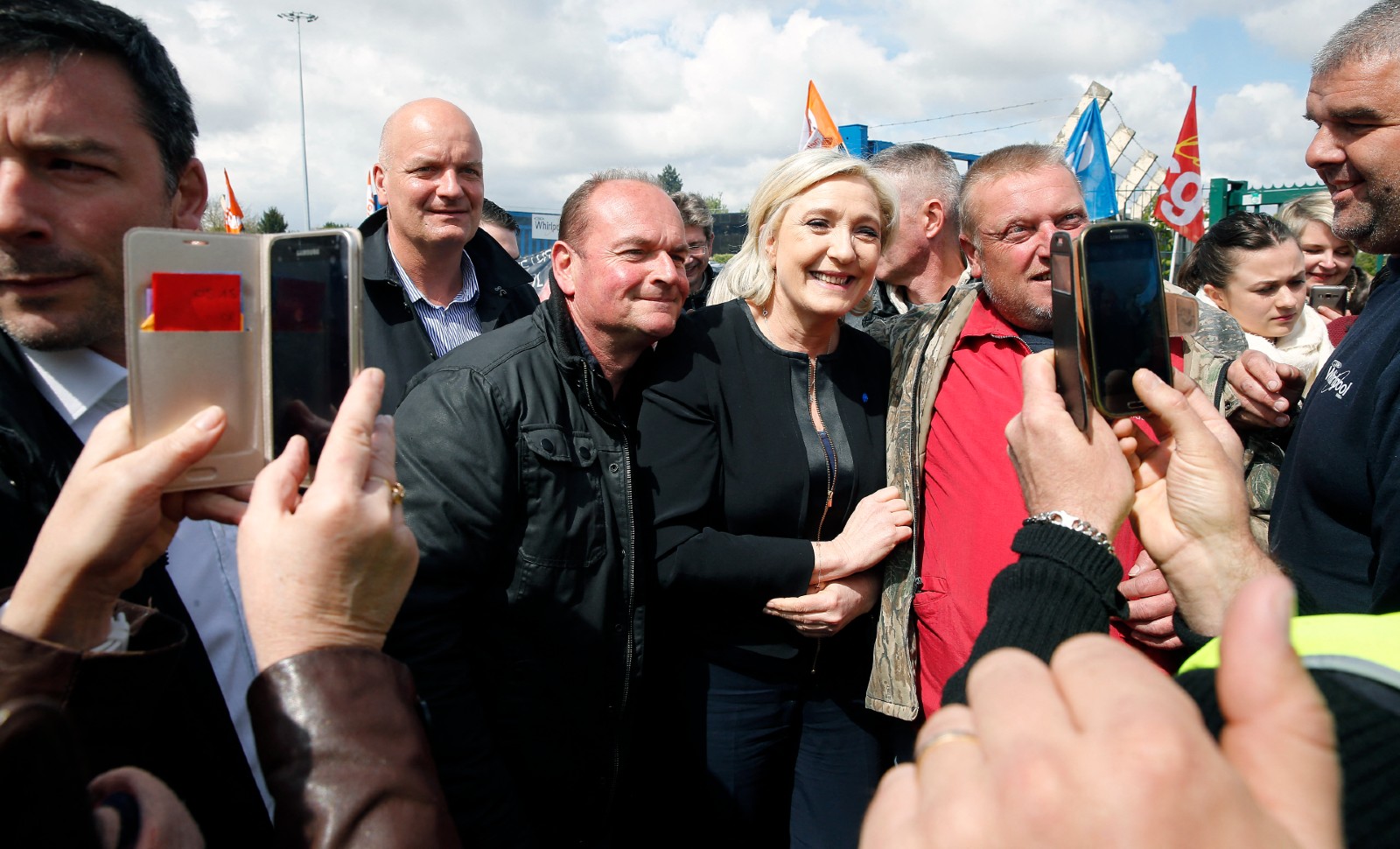 Et si la gauche radicale votait Le Pen pour sanctionner Macron?