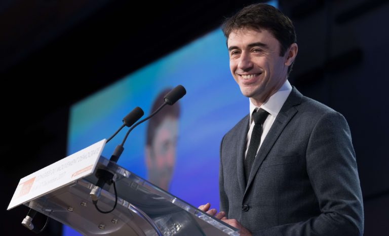 Et Macron fit sangloter Yann Wehrling…