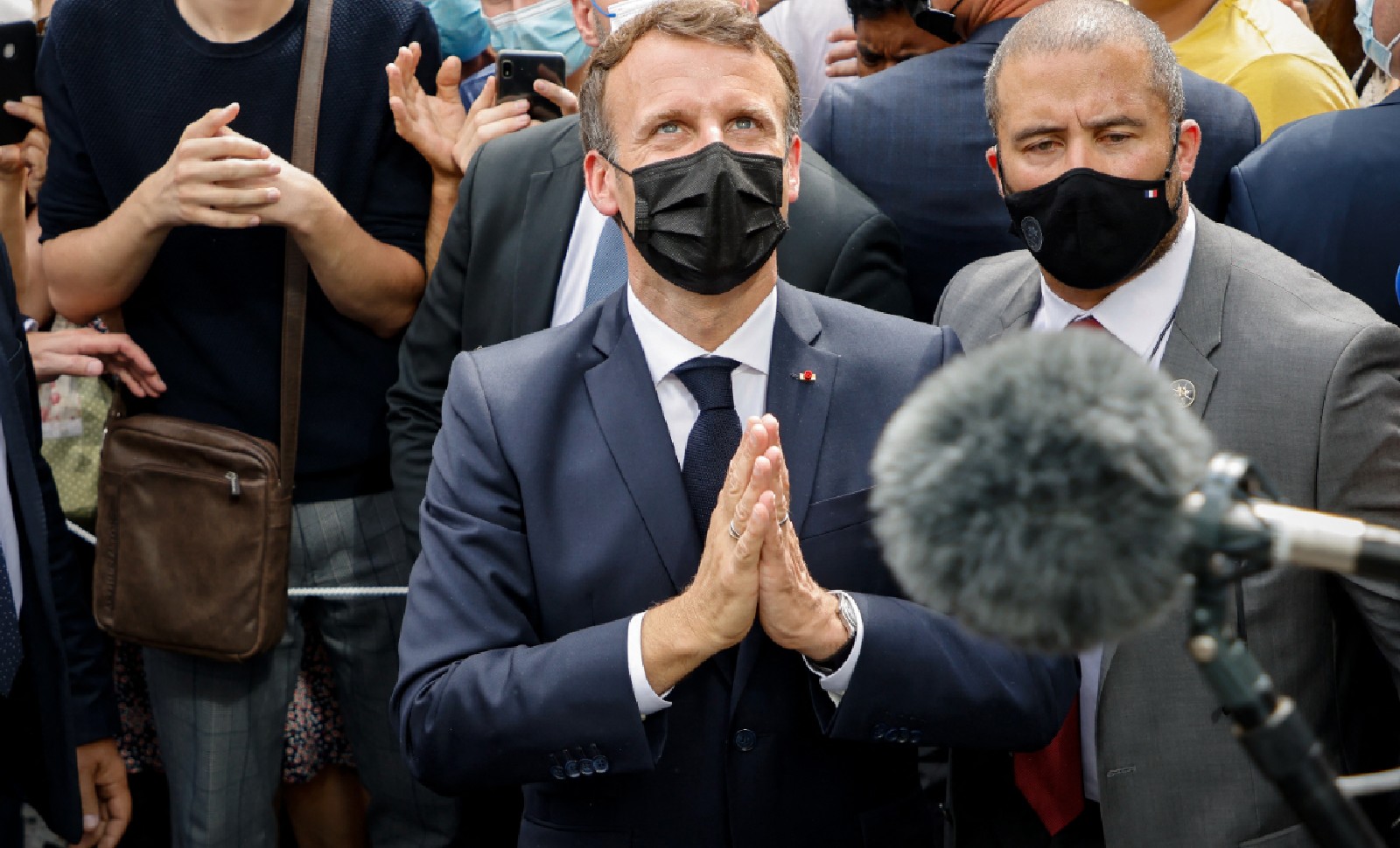 Macron à Lourdes: un drôle de pèlerin