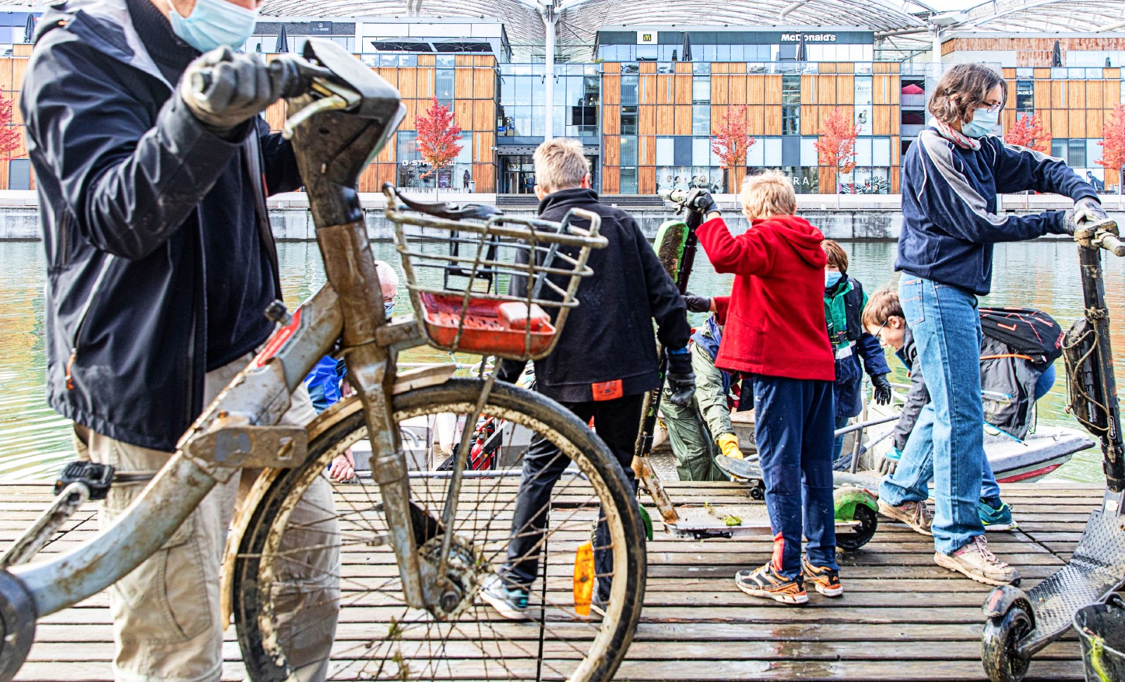 Nous n’irons plus sur les chemins, à bicyclette, avec Paulette
