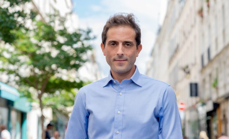 Jonathan Siksou, le piéton de Paris