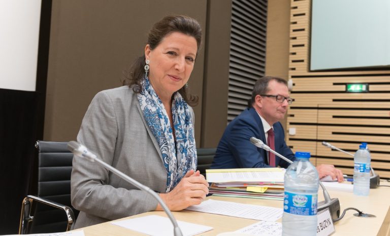 Agnès Buzyn: faut-il vraiment y voir une judiciarisation de la vie politique?