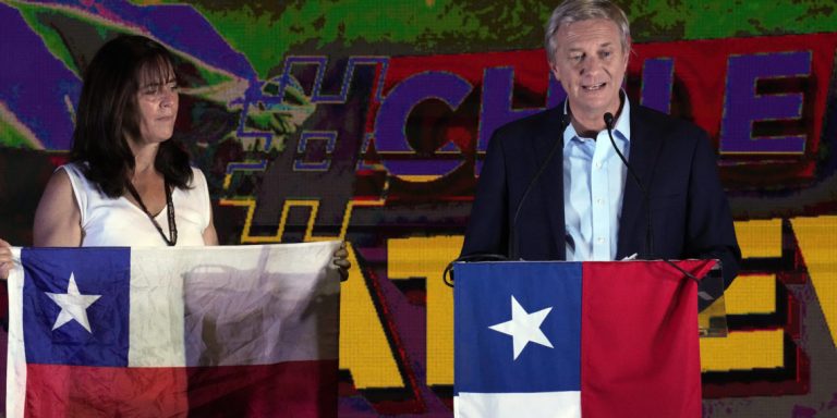 Élections au Chili: victoire des hors partis