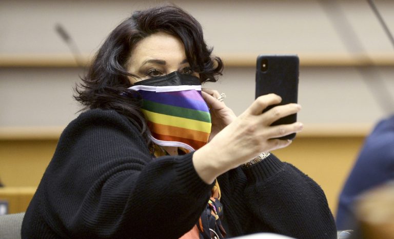 Quand le wokisme s’infiltre à la Commission européenne