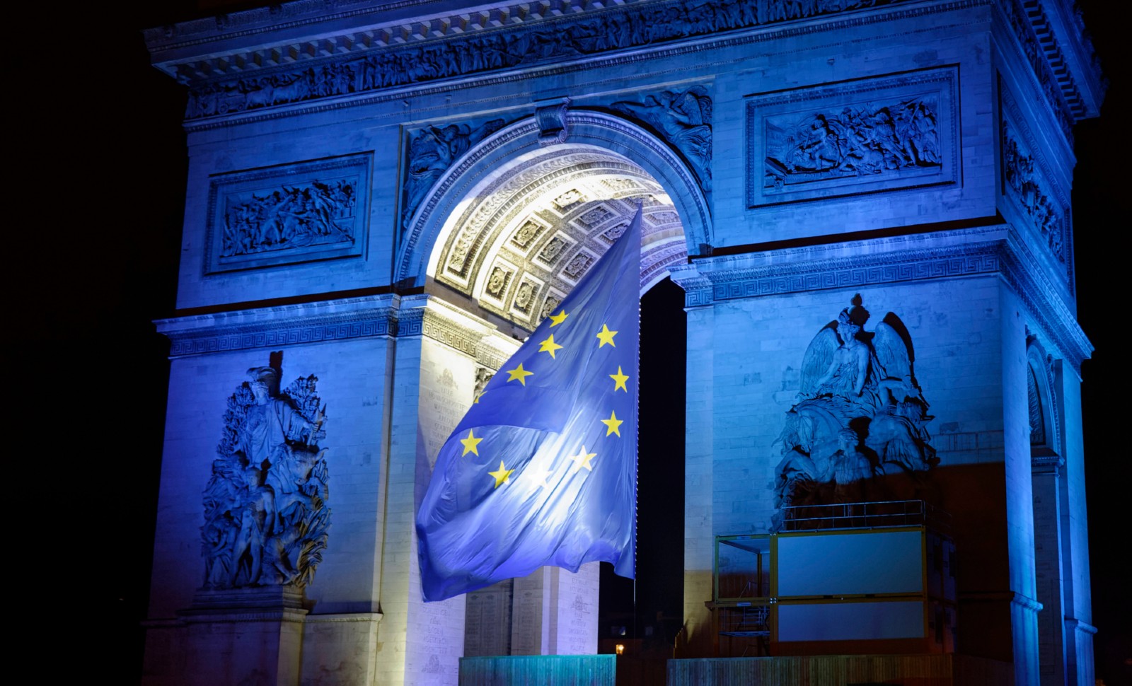 Macron et Pécresse, c’est drapeau bleu et bleu drapeau