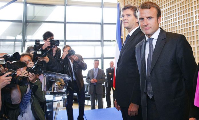 macron-moutebourg-2014