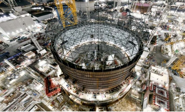 Le Royaume-Uni va aussi lancer un programme massif de construction de réacteurs nucléaires