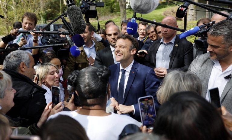 Emmanuel Macron, le roi de la frime…
