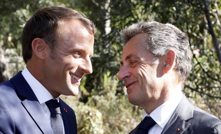 Macron: ça se bouscule au portillon!