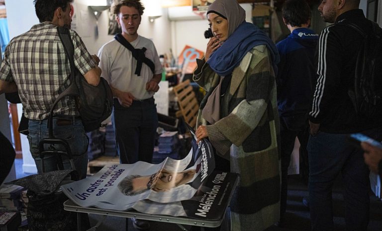 Mélenchon, vote islamique: faut pas charia!