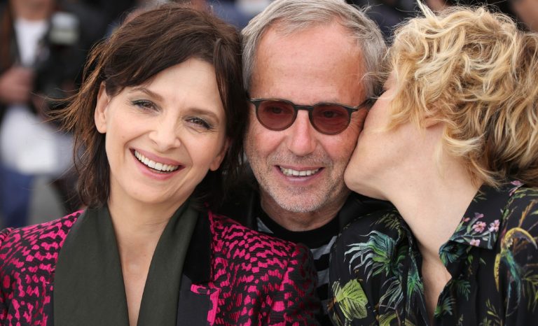 Appel à voter Macron: tous les artistes ont signé. Même Luchini? Même Luchini