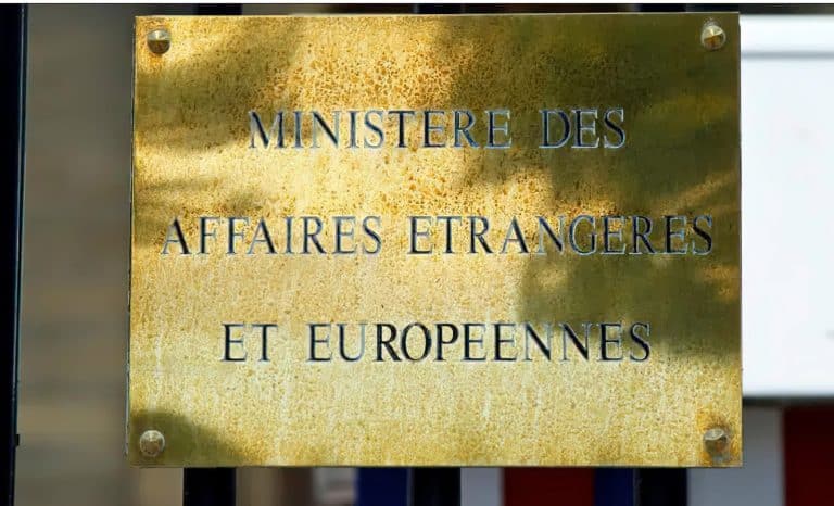 Diplomates, préfets… liquidation totale