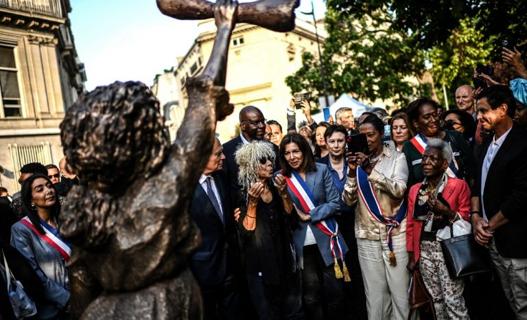 La statue Solitude à Paris: une escroquerie mémorielle?