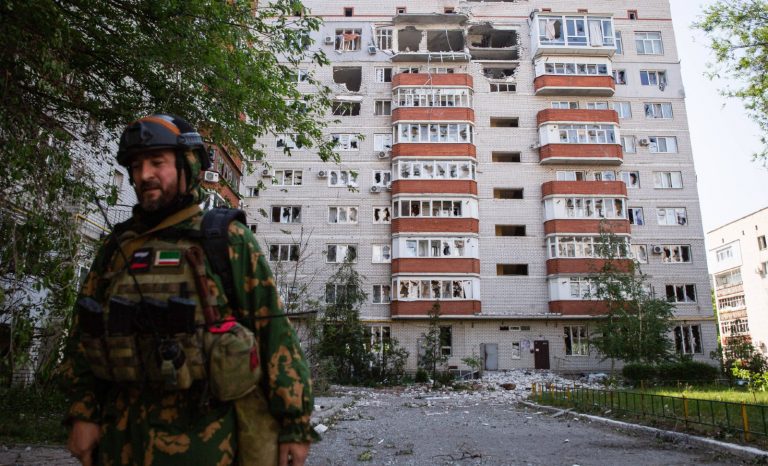 Guerre en Ukraine: qui va lâcher le premier?