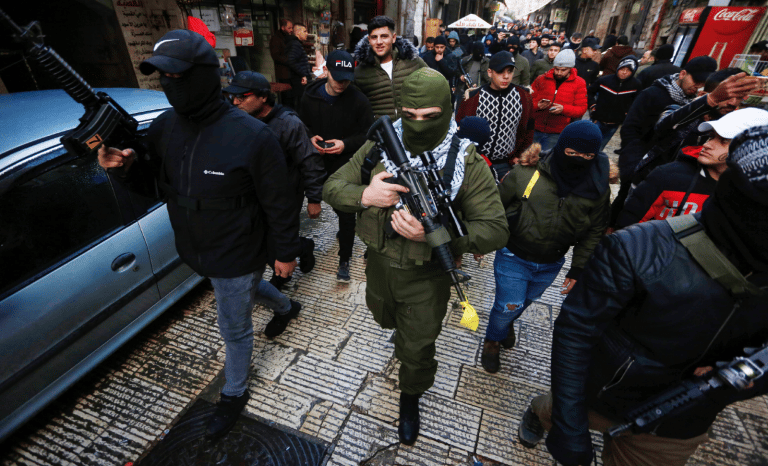 Victimes palestiniennes: le “deux poids deux mesures” des médias français