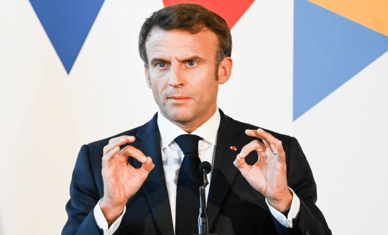 Emmanuel Macron ou la boursouflure du moi