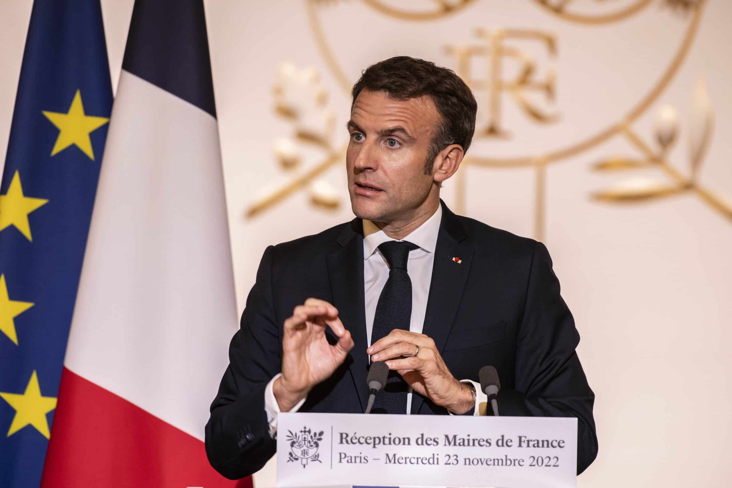 Emmanuel Macron adepte du «au contraire» !