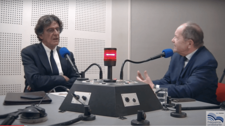 Luc Ferry : « La loi décline, les droits augmentent ! »