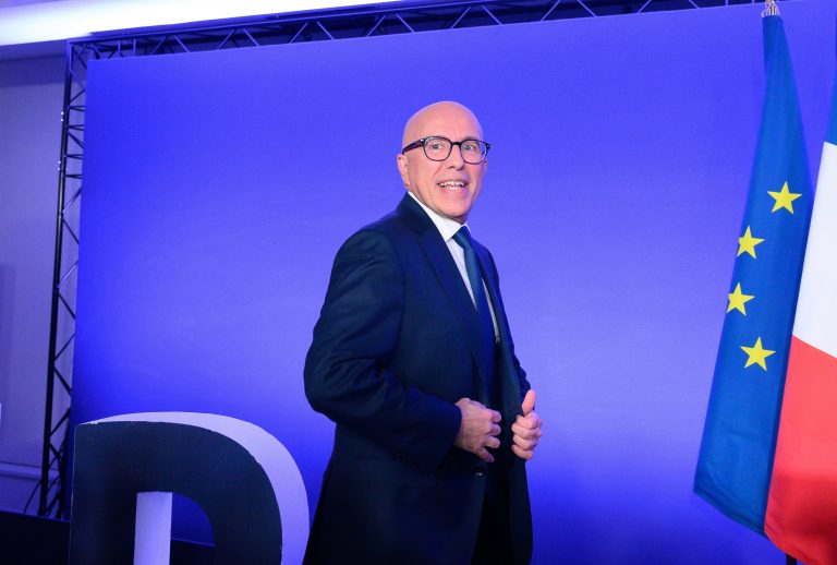 LR au milieu du gué