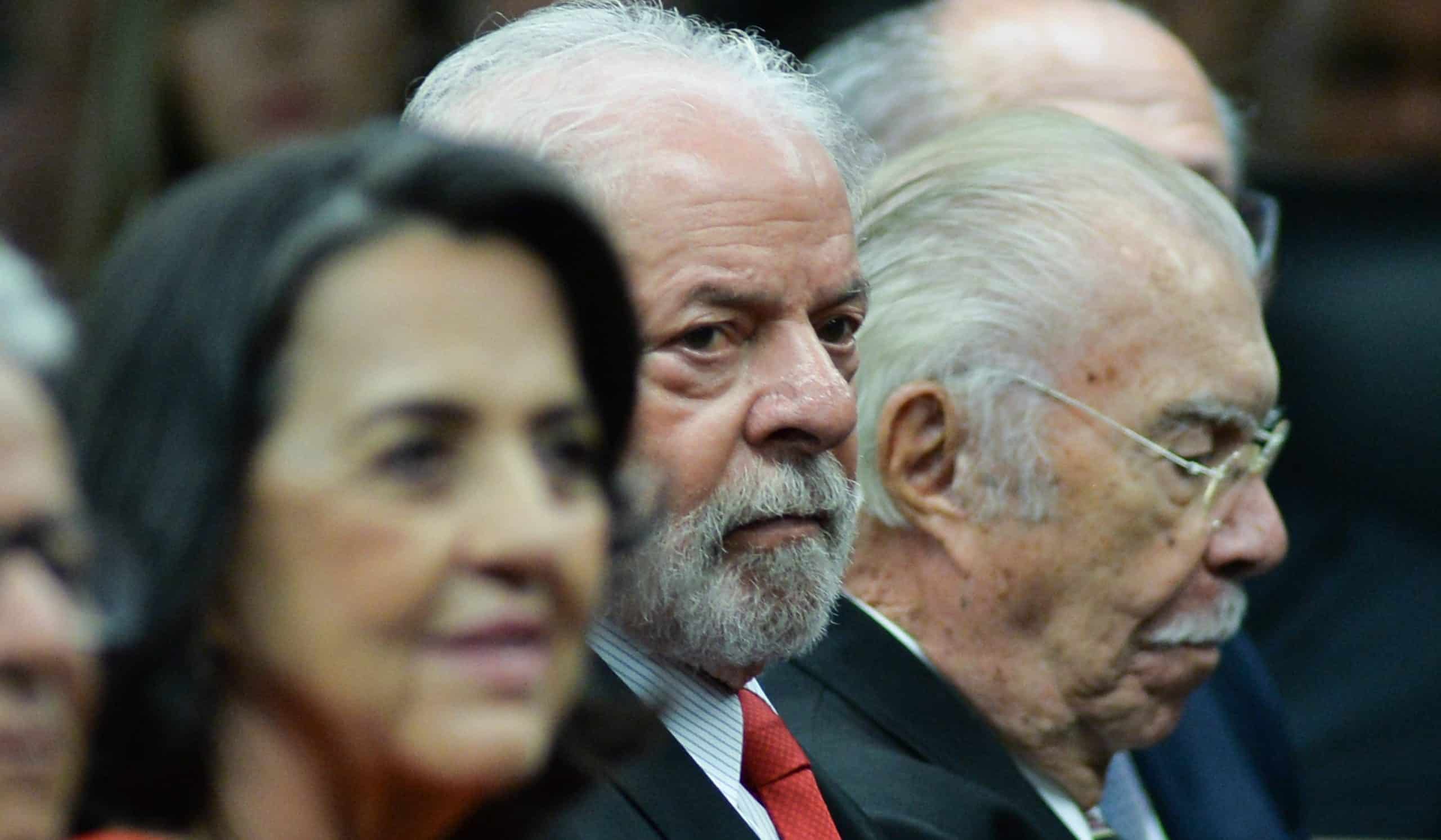 Brésil : Lula gouvernera un champ de ruines