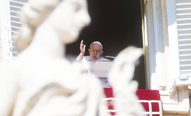 « SOS-Méditerranée » et le Pape sont sur un bateau