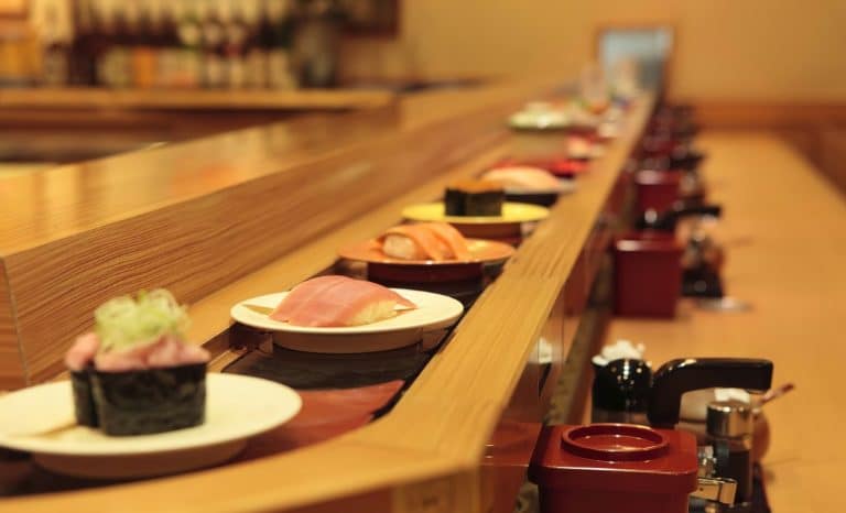 Japon: alerte au sushi-terrorisme