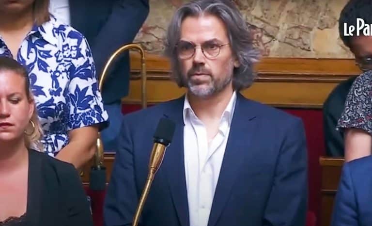 Délais de décence à géométrie variable