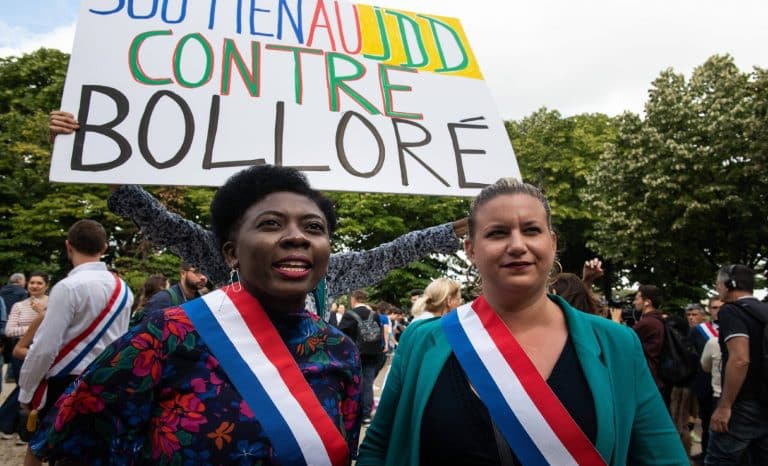 Qui a le droit de jeter la première pierre à Geoffroy Lejeune ?