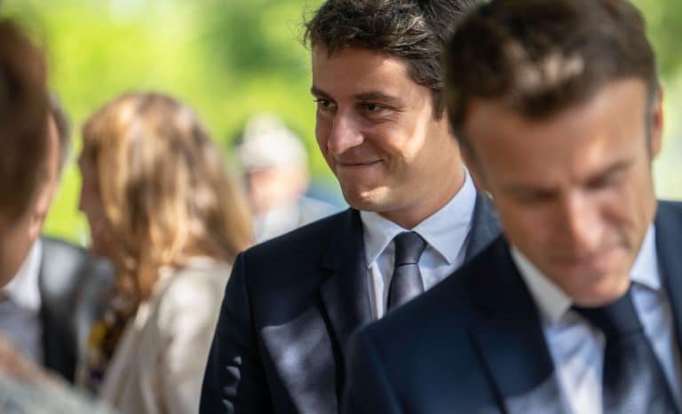 Abaya: culturel ou cultuel, on l’a dans le luc!