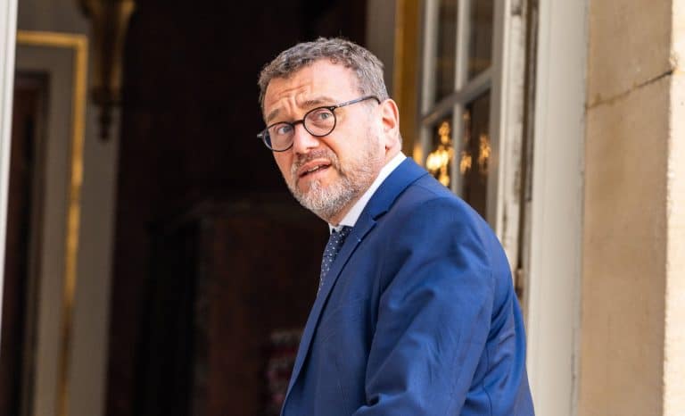 Dénigrement d’État