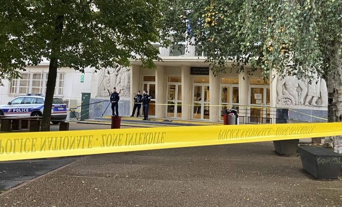 arras-attentat-Dominique-Bernard